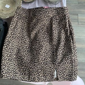 Mini stretch animal print skirt